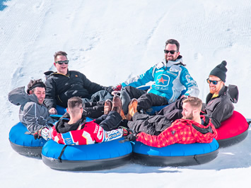 Tignes gay ski week - snow tubing