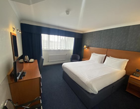 The Liner Hotel room