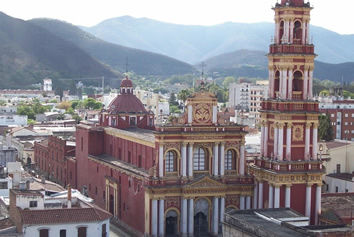 Salta Argentina gay tour