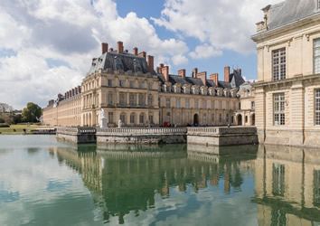 France gay cruise - Palace of Fontainebleau