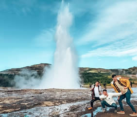 Iceland gay tour geysir