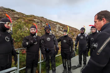 Iceland gay tour - Silfra Snorkeling
