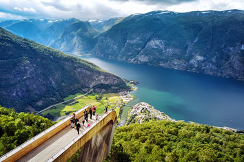 Norway gay tour - Aurlandsfjord