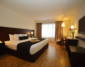 Dazzler Hotel Lima room