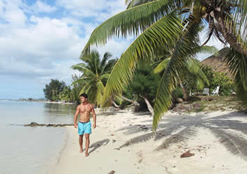 Papeete Tahiti gay cruise