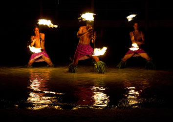 Tahiti gay cruise dancers