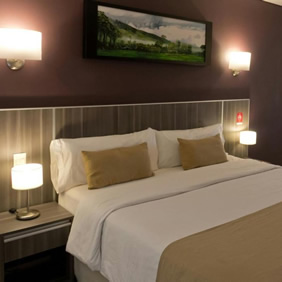 City Falls Iguazu Hotel room