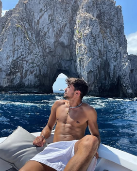 Gay Capri tour