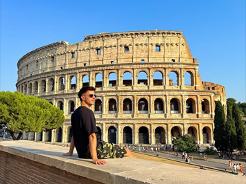 Rome Colosseum gay tour