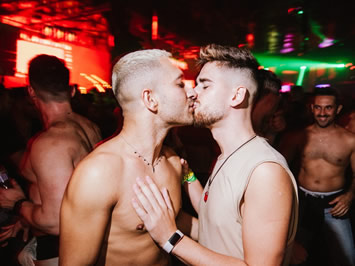 We Madrid gay party