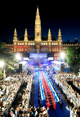Steele Luxury Travel Life Ball, Vienna