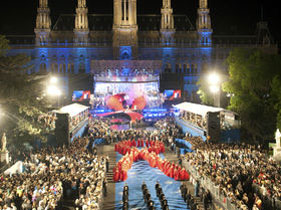 Steele Luxury Travel Life Ball, Vienna