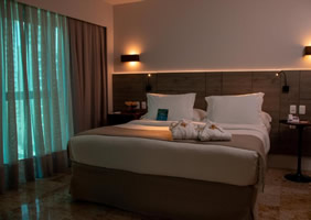 Atlante Plaza Hotel room