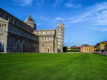 Pisa Italy gay tour
