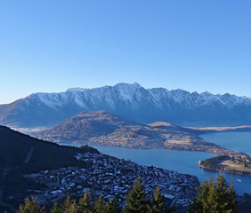 Queenstown New Zealand gay tour