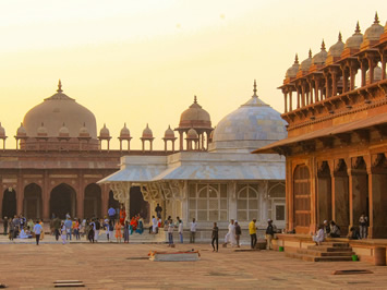 Fatehpur Sikri, India gay tour