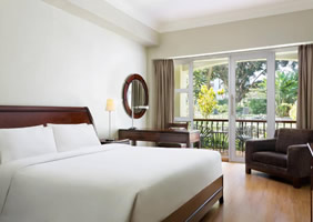 Four Points by Sheraton Arusha Hotel room