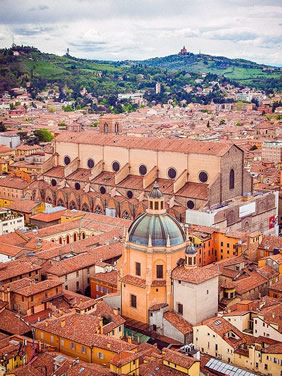 Bologna, Italy gay tour