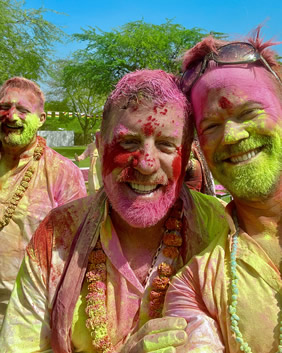 India Holi gay tour