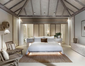 Raya Heritage Hotel room