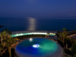 Zoom Vacations Jordan  gay tour hotel