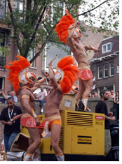 Zoom Vacations exclusively Gay Amsterdam Gay Pride tour