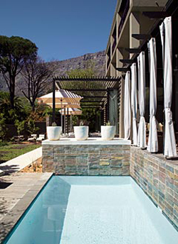 Exclusively gay South Africa tour hotel - Kensington Place Hotel